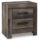 Wynnlow Panel Bed with 2 Nightstands