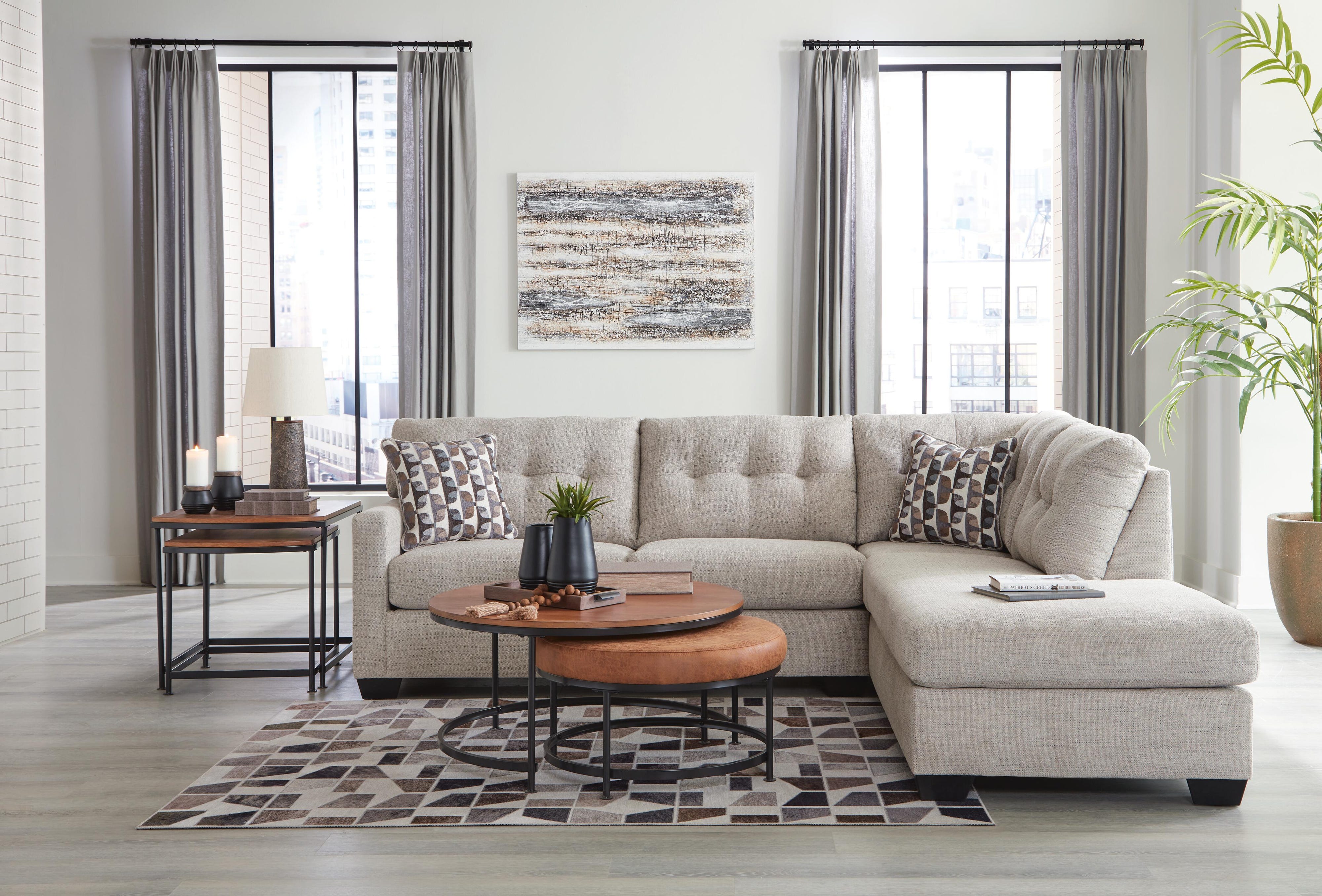 Mahoney 2-Piece Sectional with Chaise