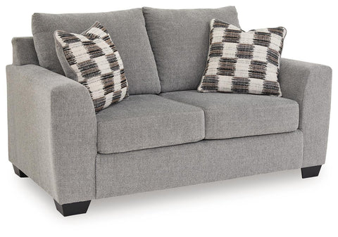 Loreo Loveseat