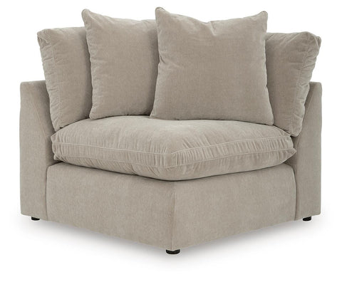 Maxton Heights 8-Piece Sectional