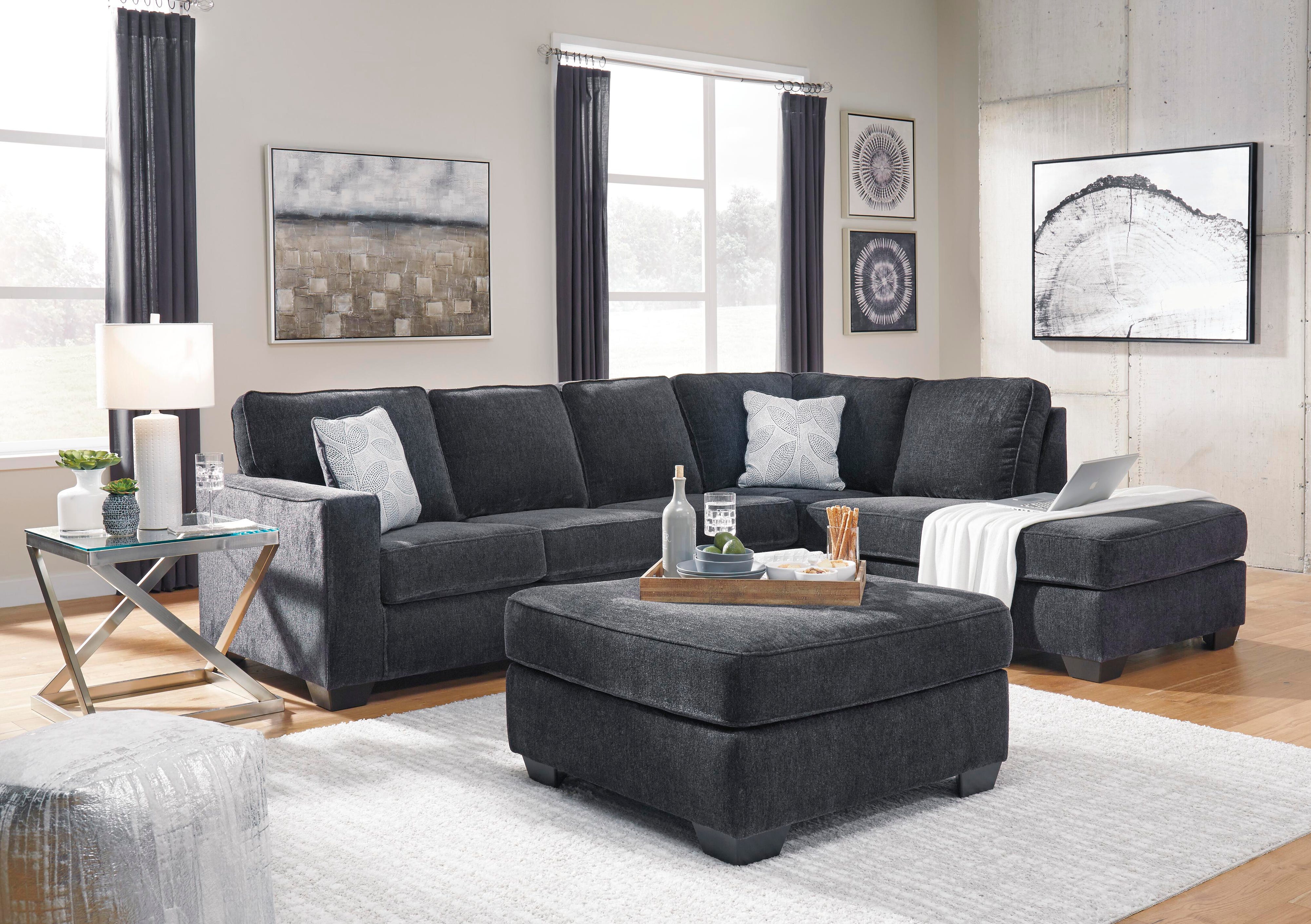 Ashbury 2-Piece Sleeper Sectional with Chaise