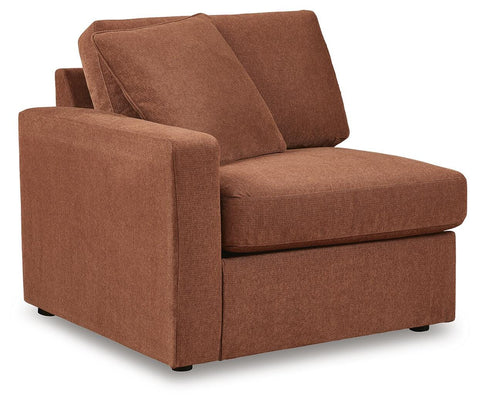 Solstice 7-Piece Sectional and 2 Ottomans