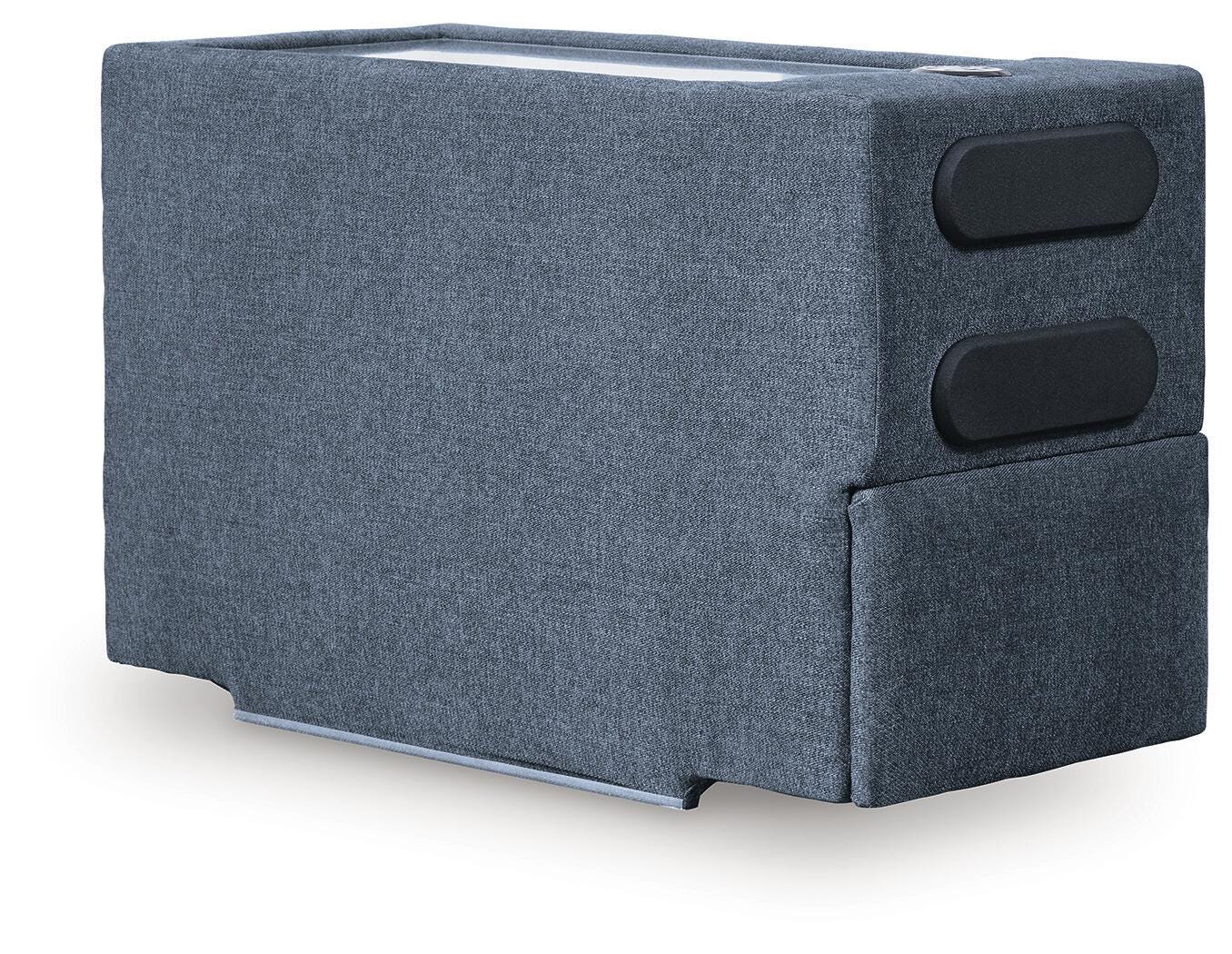 Modmax 3-Piece Sectional and 2 Ottomans