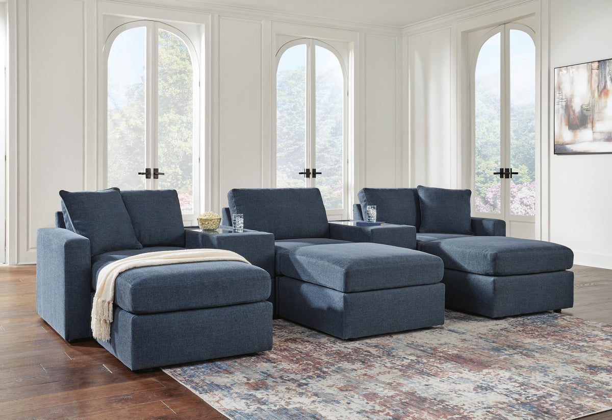 Solstice 5-Piece Sectional and 3 Ottomans