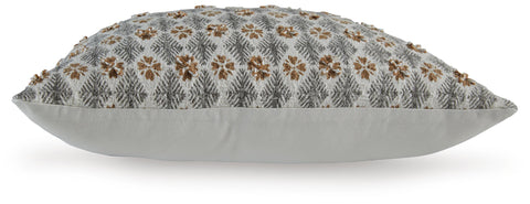 Dainwick Pillow (Set of 4)