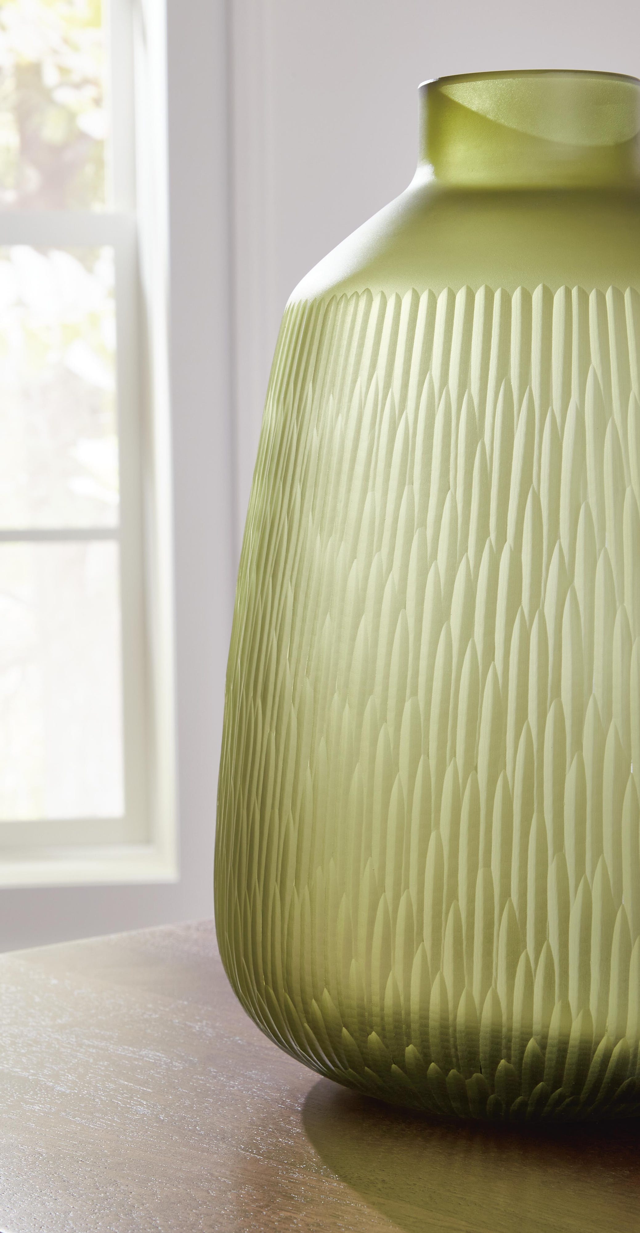 Scottyard Vase