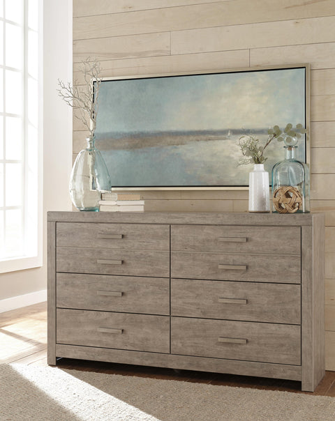 Culverbach Panel Bed with Dresser