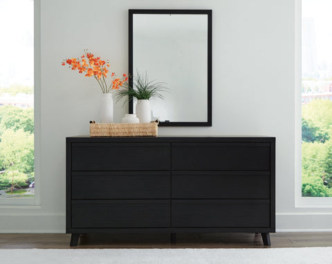 Danziar Panel Bed, Dresser, Mirror, Chest and 2 Nightstands