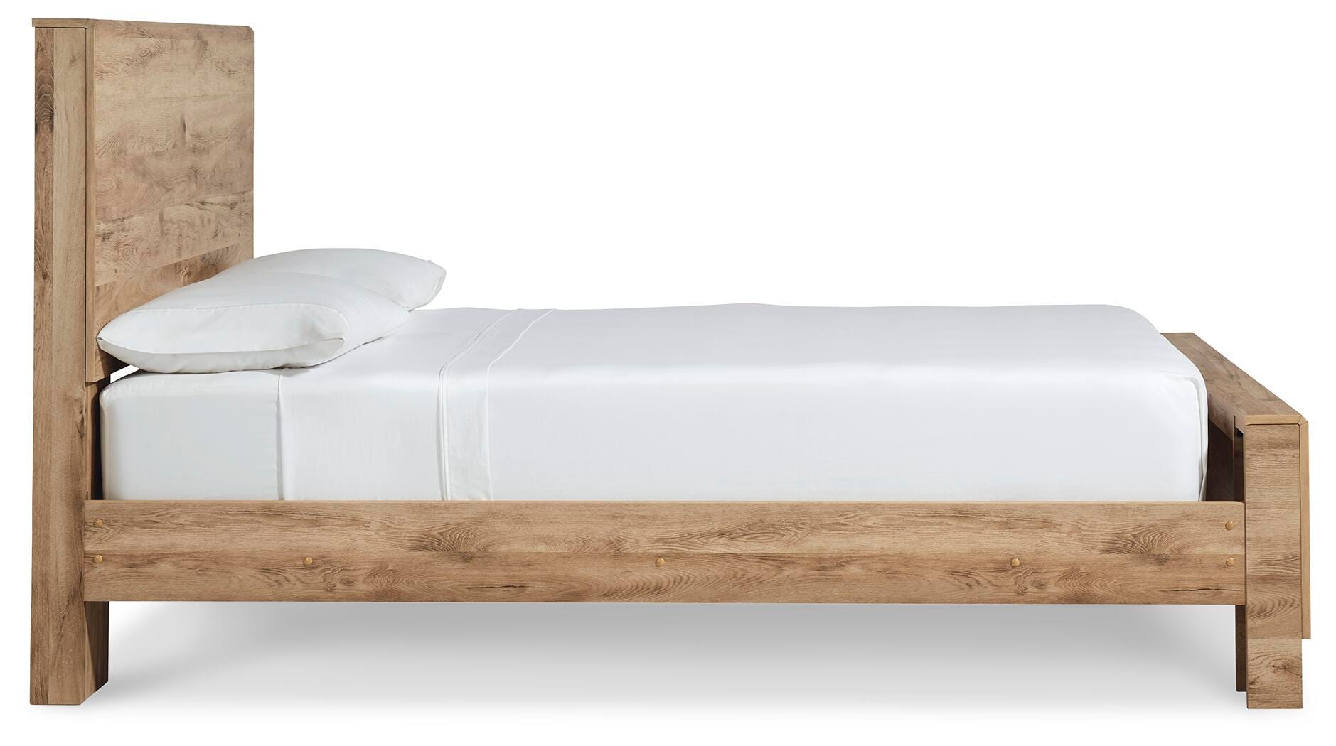 Hyanna Panel Bed