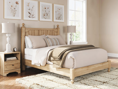 Aleaport Panel Bed with Dresser and Nightstand