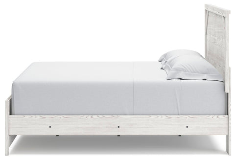 Gerridan Panel Bed, Chest and Nightstand