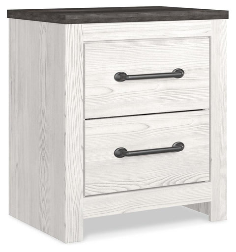 Gerridan Panel Bed, Chest and Nightstand