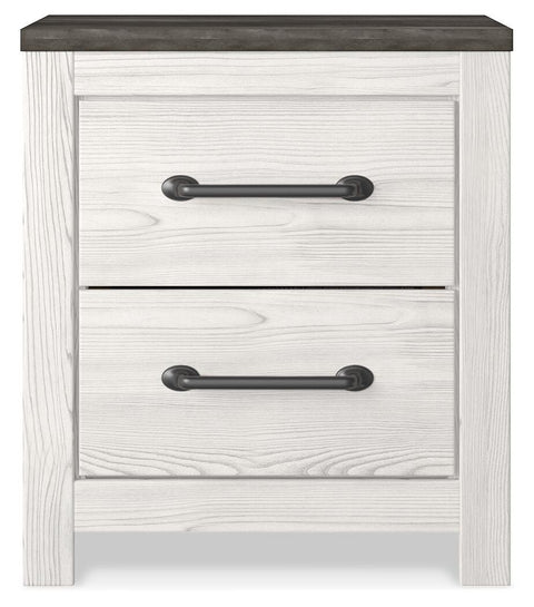 Gerridan Panel Bed, Chest and Nightstand
