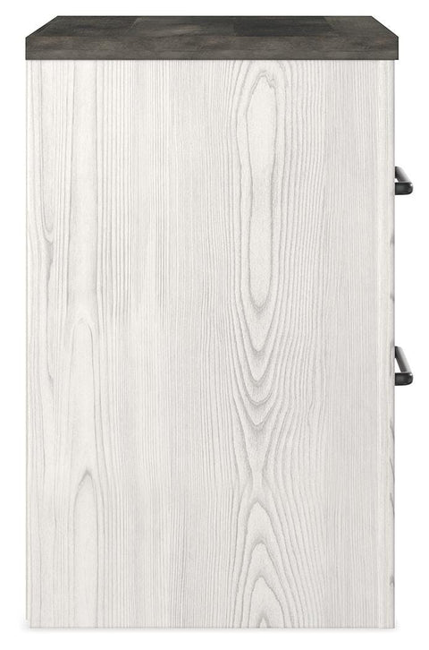 Gerridan Panel Bed, Chest and Nightstand