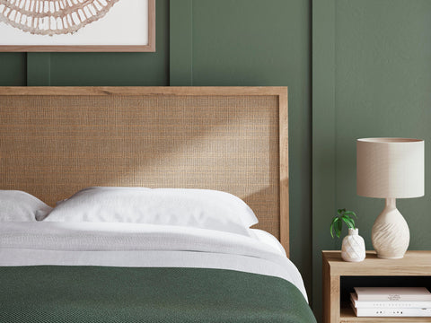 Cielden Panel Bed with 2 Nightstands