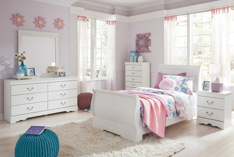 Anarasia Sleigh Bed with Mirrored Dresser, Chest and Nightstand