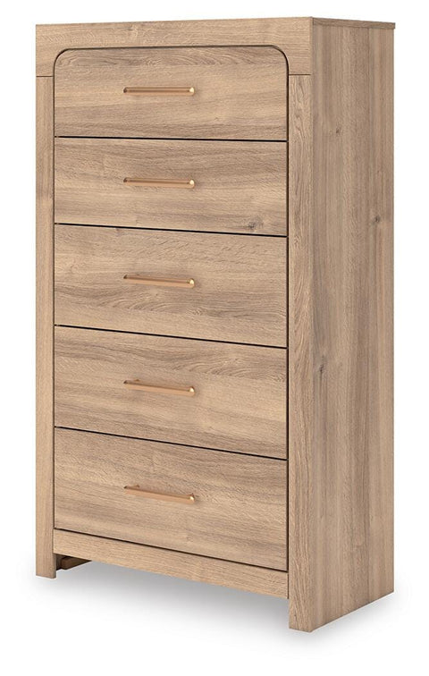 Kinlanni Upholstered Platform Bed, Dresser and Chest