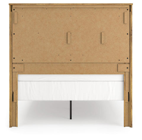 Maystonna Crossbuck Panel Bed, Dresser, Mirror and Nightstand
