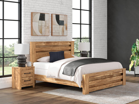 Maystonna Panel Bed