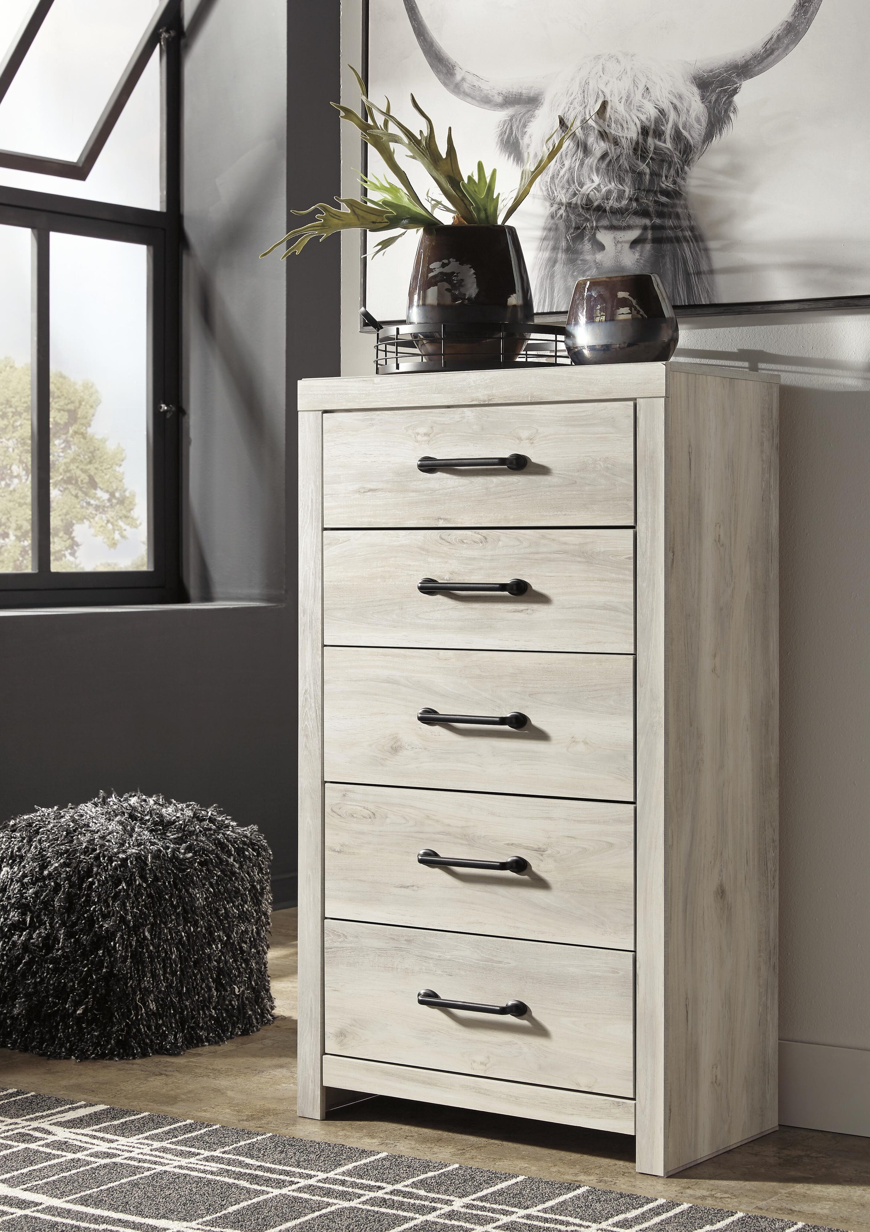 Averly Storage Bed, Chest and Nightstand