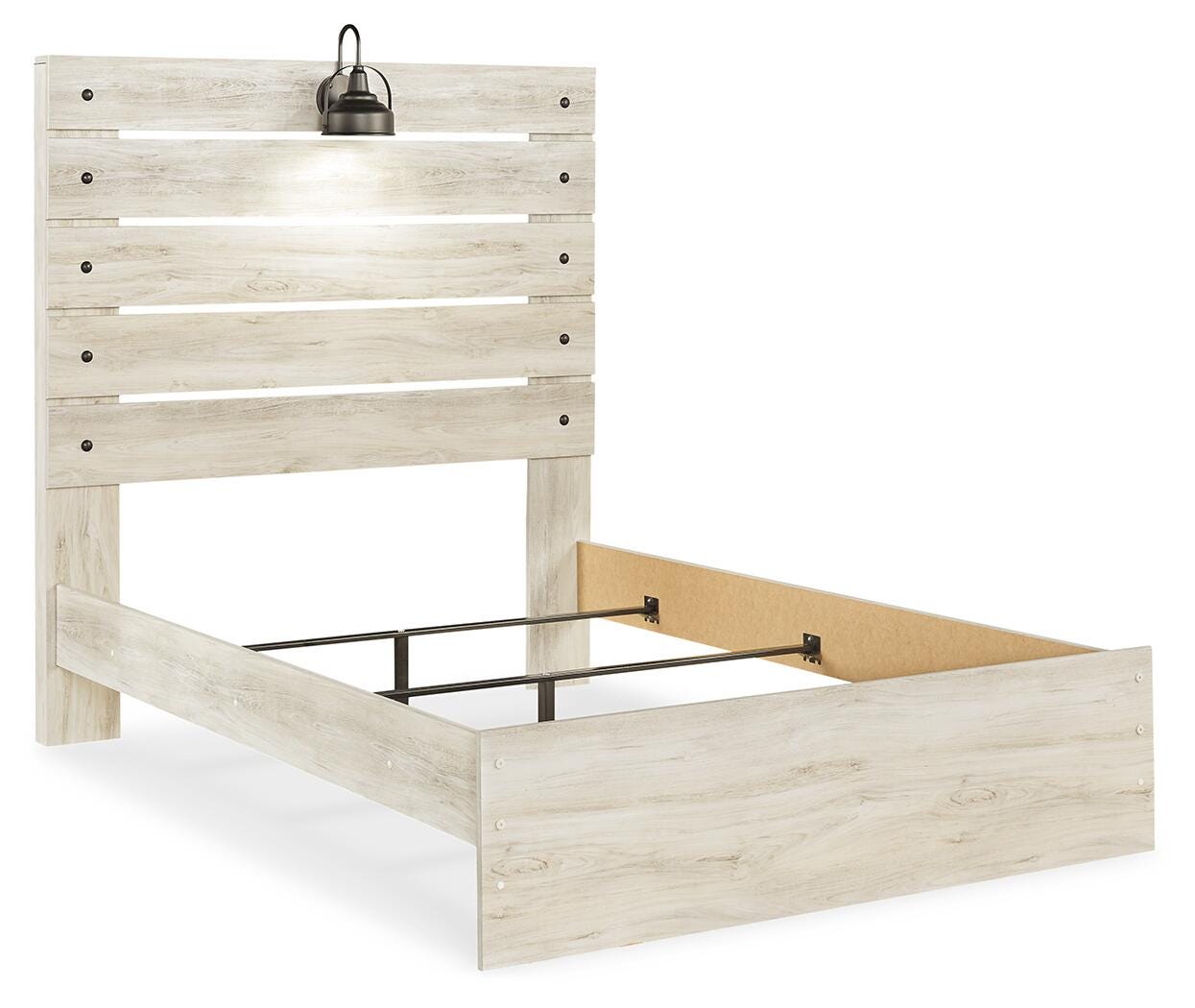 Averly Panel Bed with Mirrored Dresser and 2 Nightstands