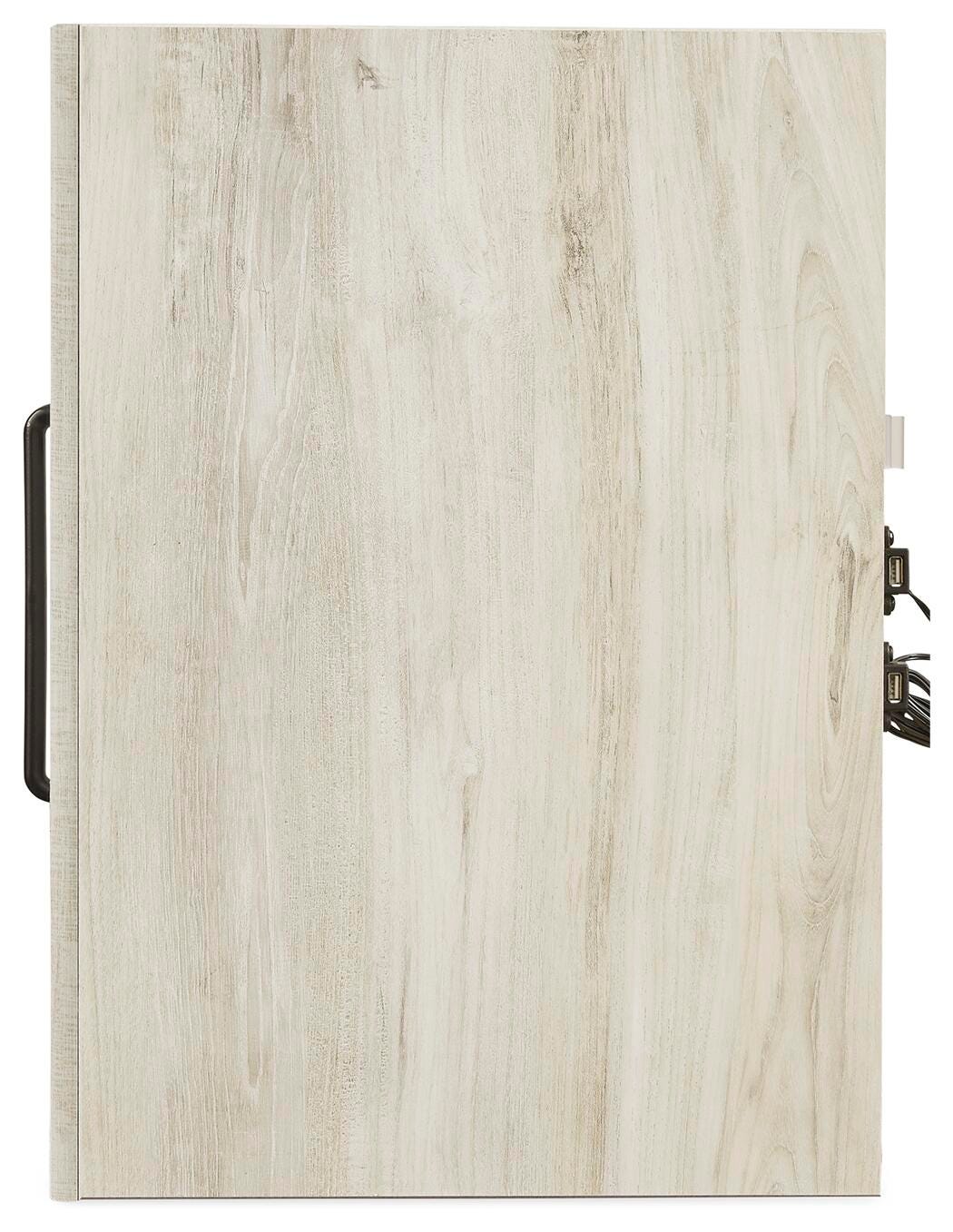 Cambeck Dresser, 2 Chests and 1 Nightstand