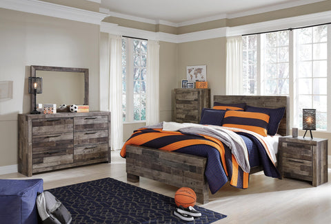Kensley Panel Bed with Mirrored Dresser, Chest and Nightstand