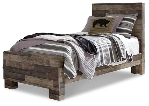 Kensley Panel Bed with Mirrored Dresser, Chest and Nightstand