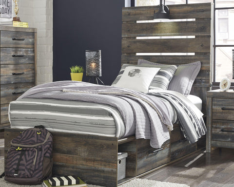 Drystan Panel Headboard with Dresser