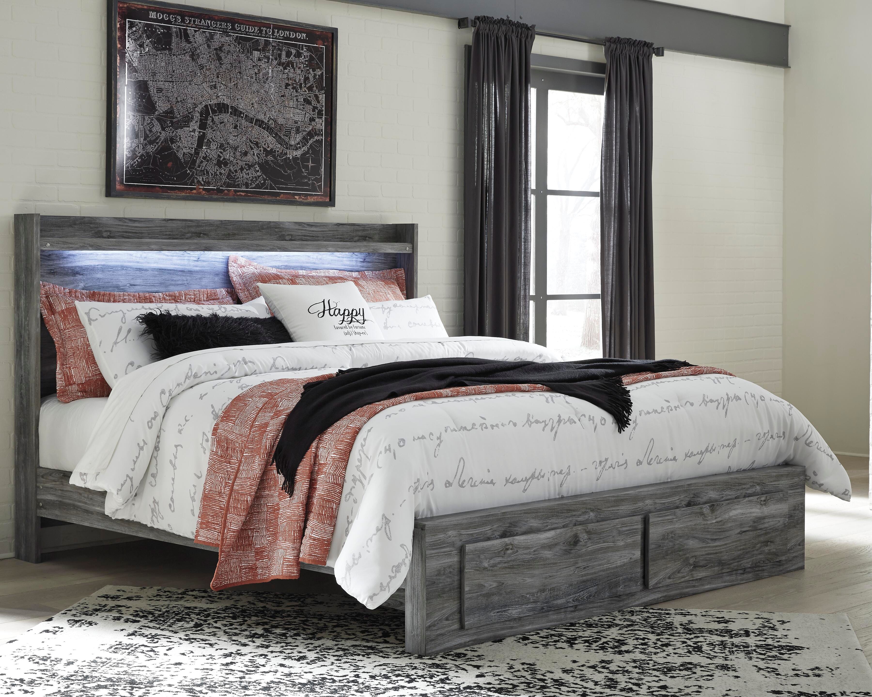 Seagrant Panel Storage Bed and 2 Nightstands