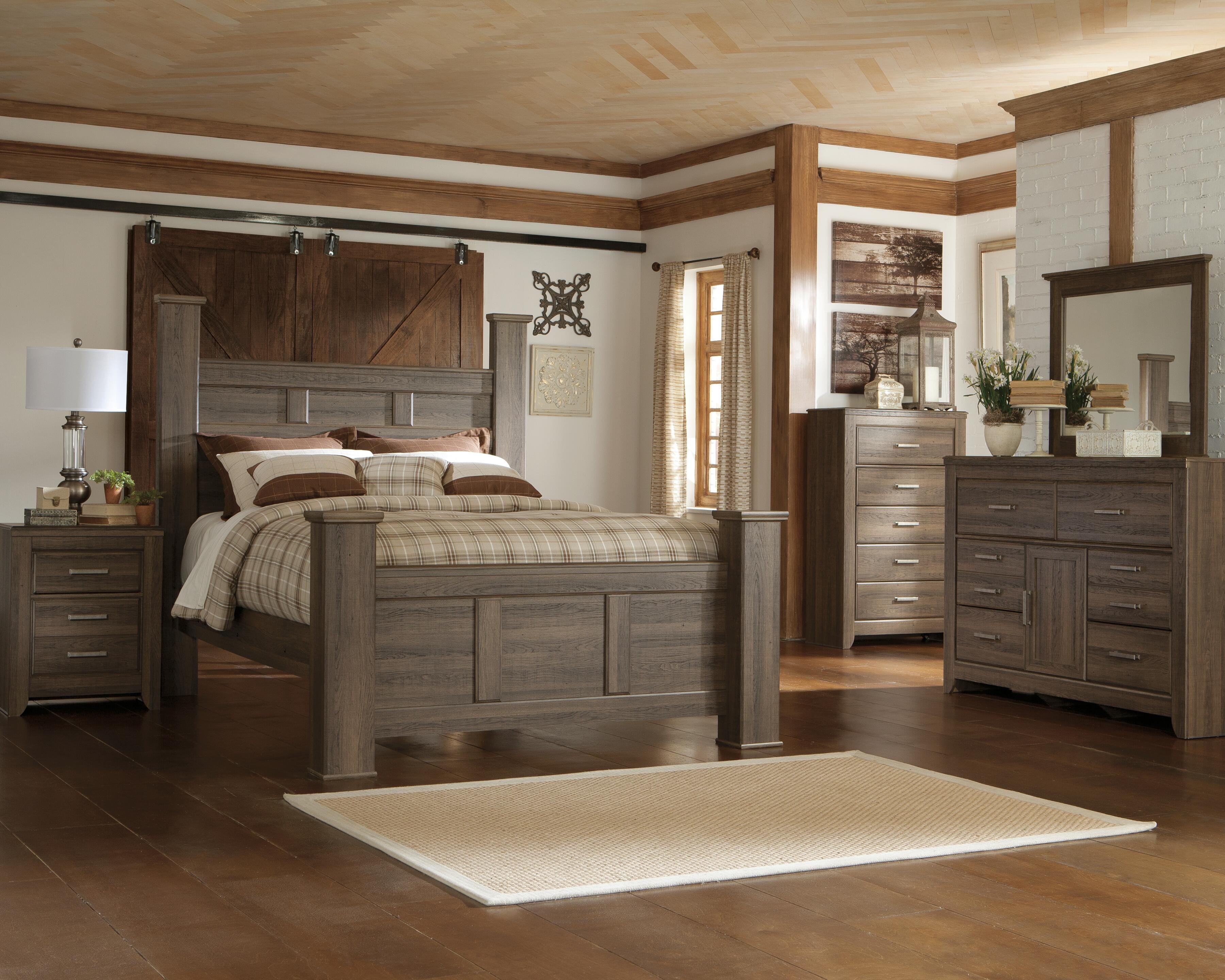 Juararo Poster Bed, Dresser, Mirror, Chest and 2 Nightstands