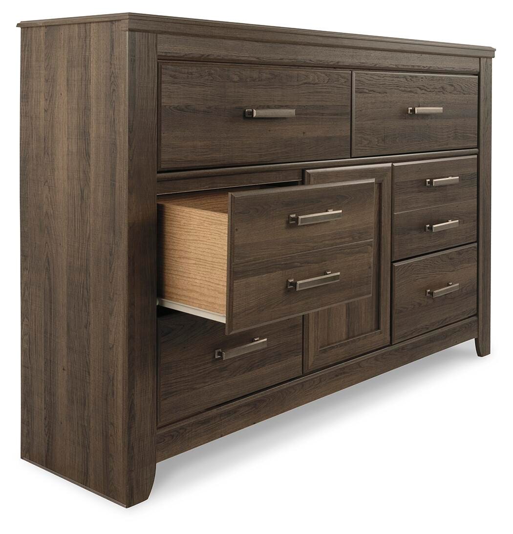 Juararo Dresser, Chest and Nightstand