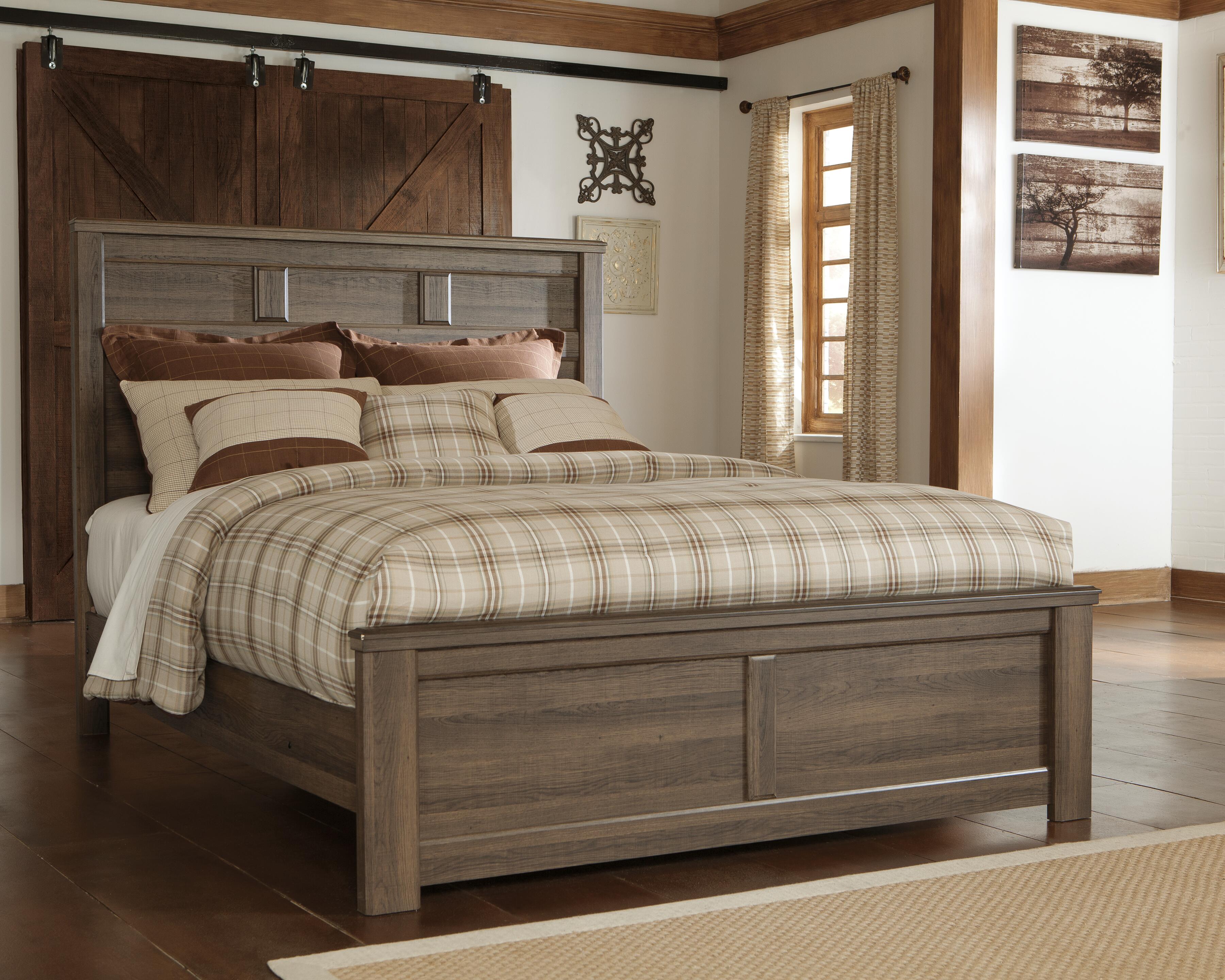 Juararo Panel Bed with Mirrored Dresser and 2 Nightstands