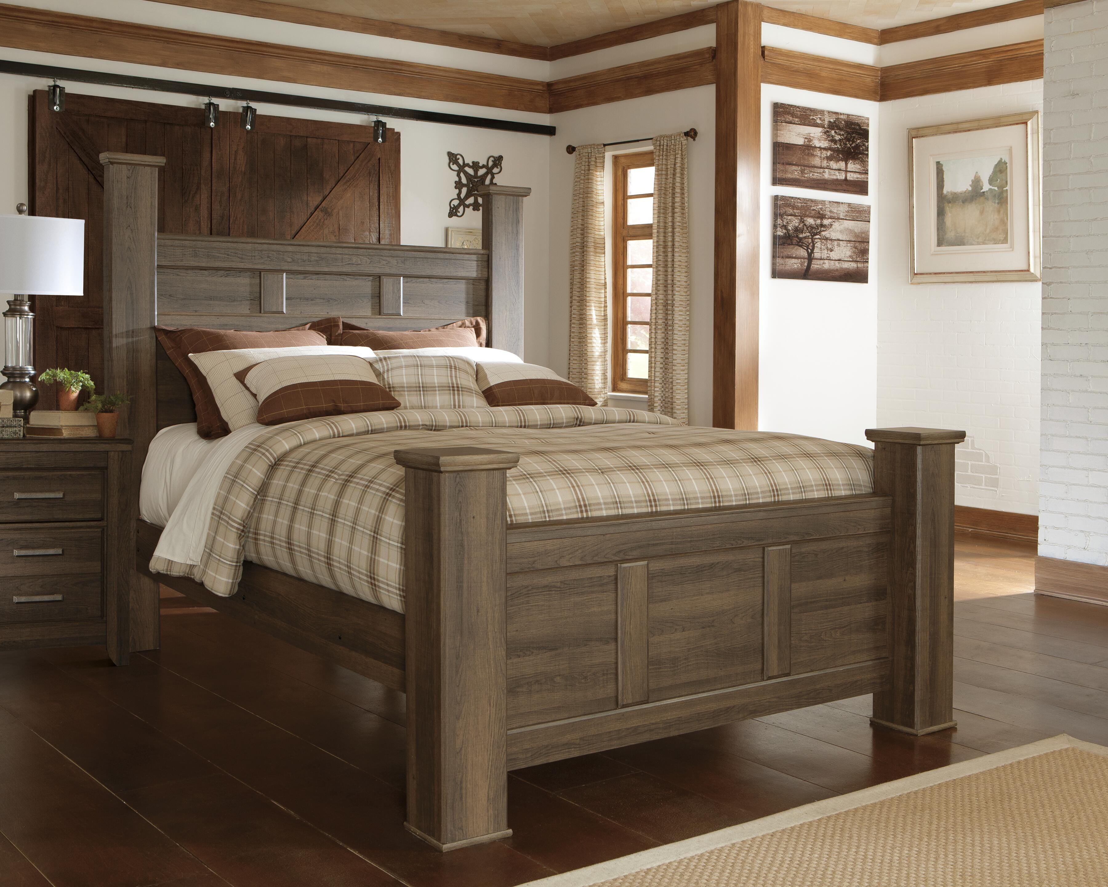Everton Poster Bed, Dresser, Mirror, Chest and Nightstand