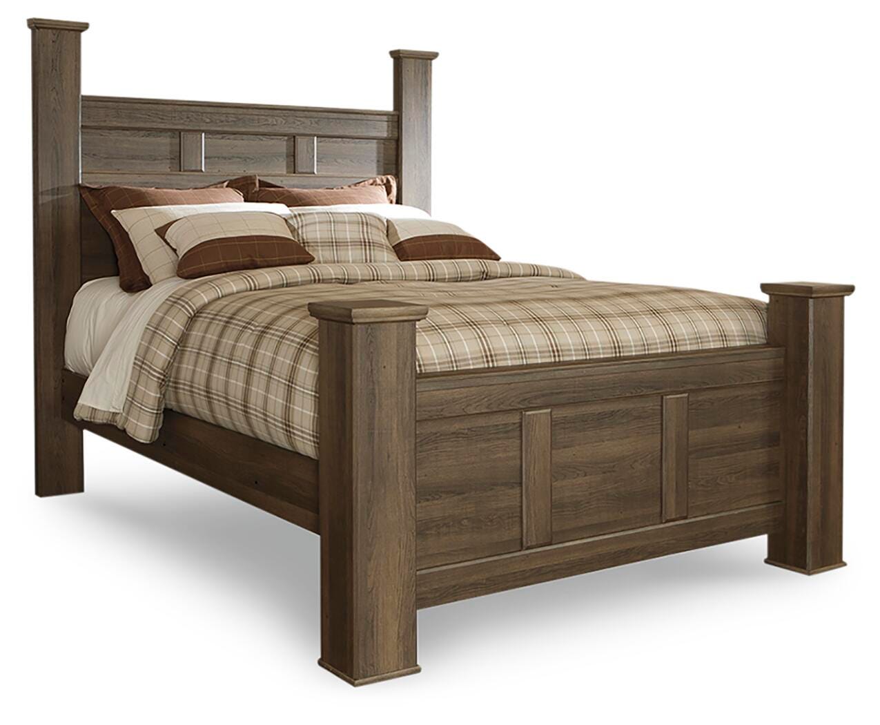 Juararo Poster Bed and 2 Chests