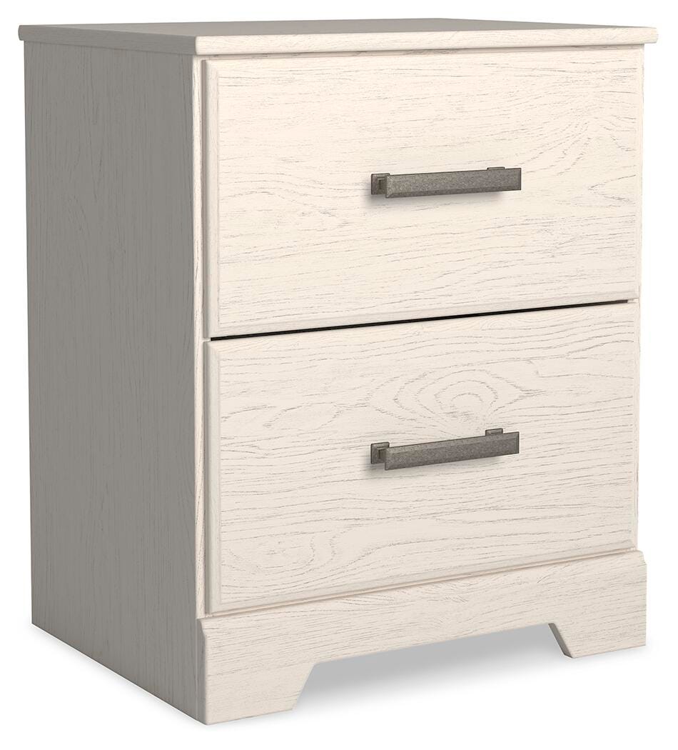 Stelsie Panel Bed with Mirrored Dresser, Chest and 2 Nightstands