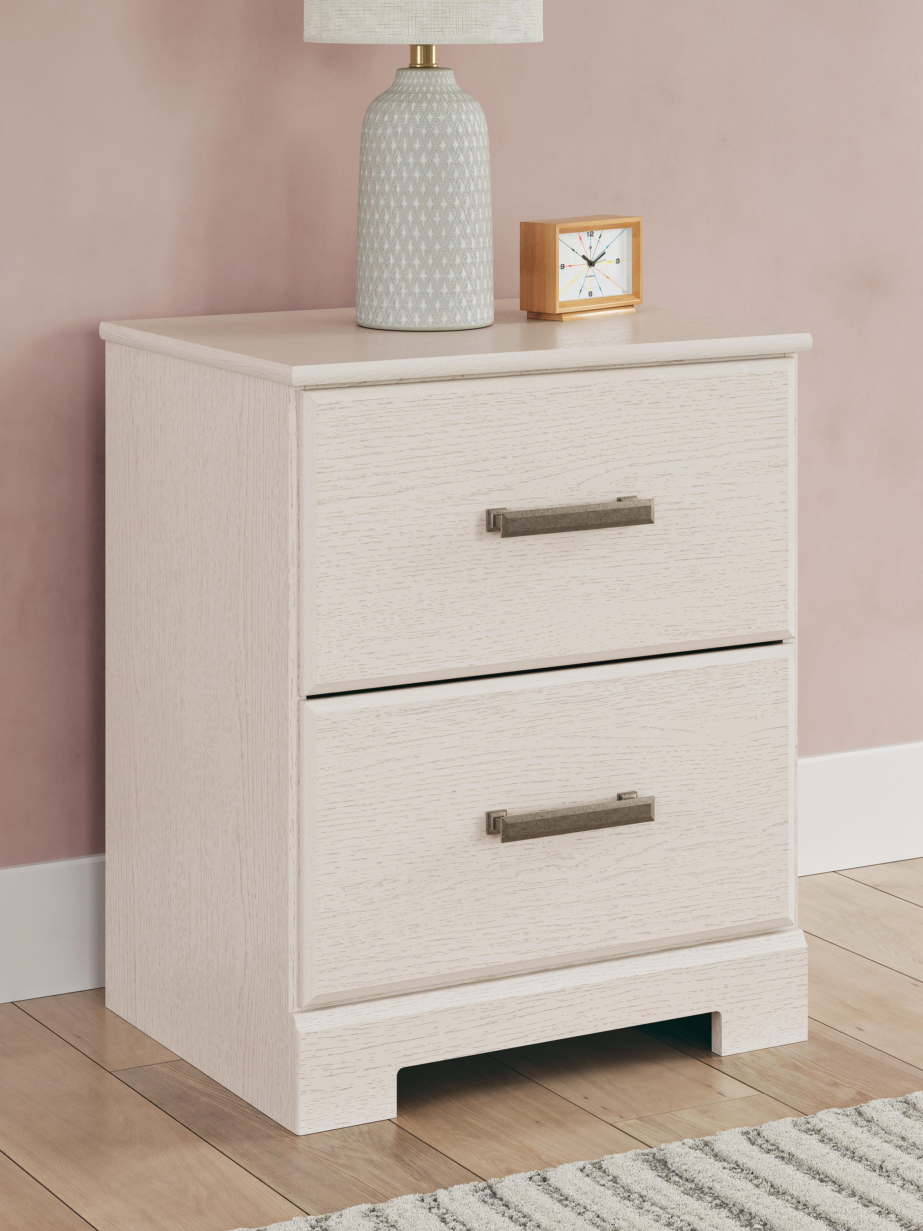 Stelsie Panel Bed and Nightstand