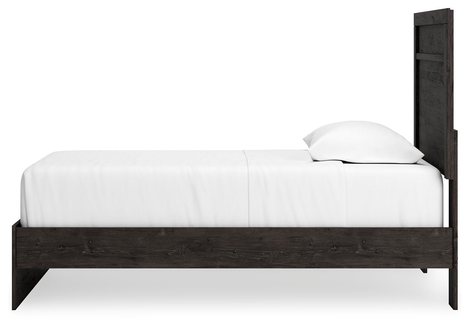 Belachime Panel Bed with Dresser and 2 Nightstands