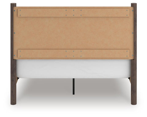 Pamytta Panel Bed