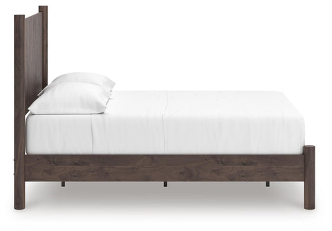 Pamytta Panel Platform Bed, Dresser, Mirror and Nightstand