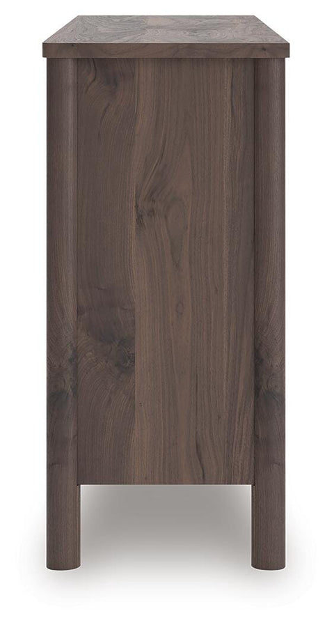 Pamytta Panel Platform Bed, Dresser and Nightstand