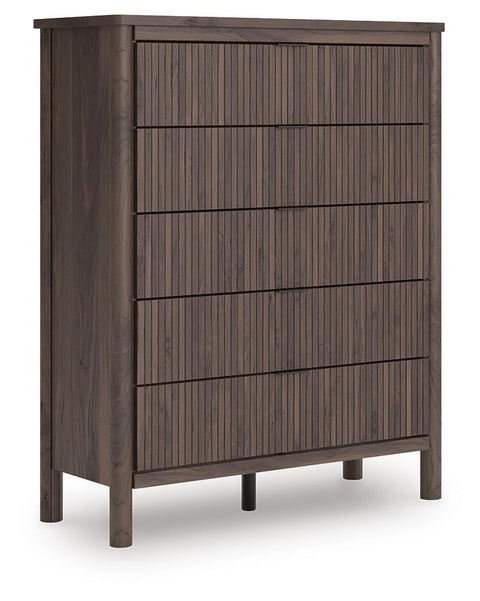 Pamytta Panel Bed, Chest and Nightstand