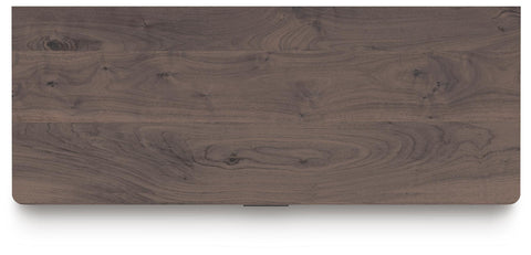 Pamytta Panel Platform Bed, Dresser and Chest