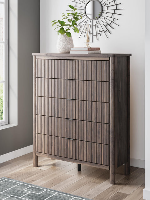 Pamytta Upholstered Panel Platform Bed, Dresser and Chest