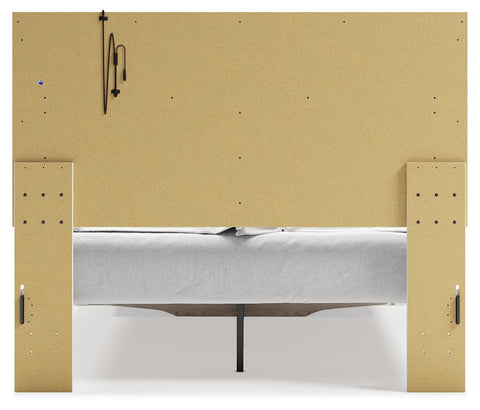 Altyra Storage Bed, Dresser Mirror, Chest and 2 Nightstands