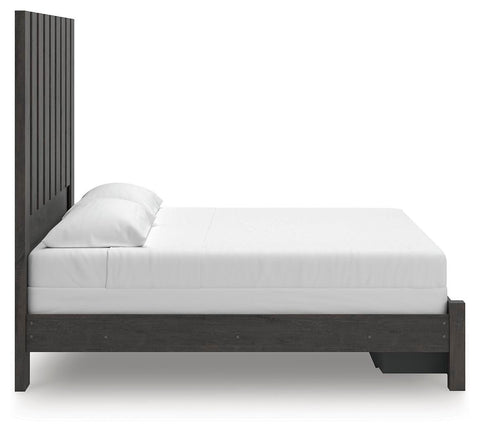 Fraluna Panel Storage Bed, Dresser, Mirror and Chest