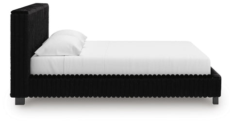Zuraleus Upholstered Bed, 2 Chests and 2 Nightstands
