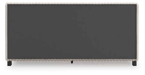 Zuraleus Upholstered Bed, Dresser, Mirror and Chest
