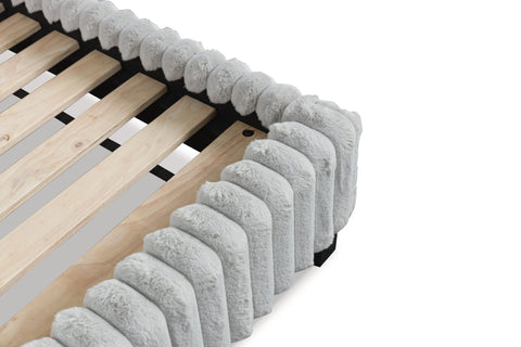 Zuraleus Upholstered Bed