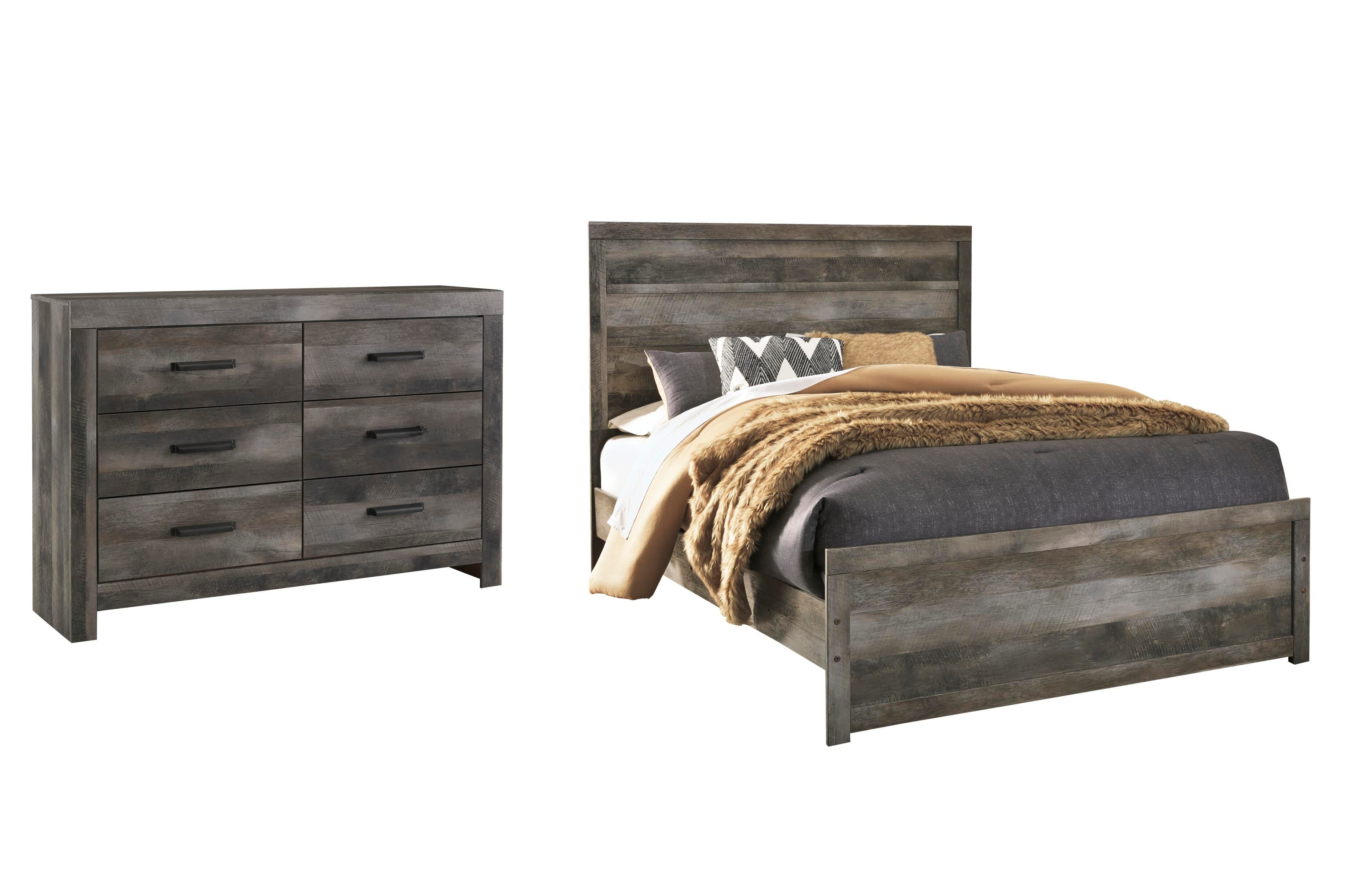 Wynnlow Panel Bed with Dresser